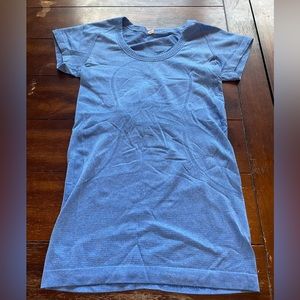 Swiftly Tech Short Sleeve Shirt (size 4) Blue